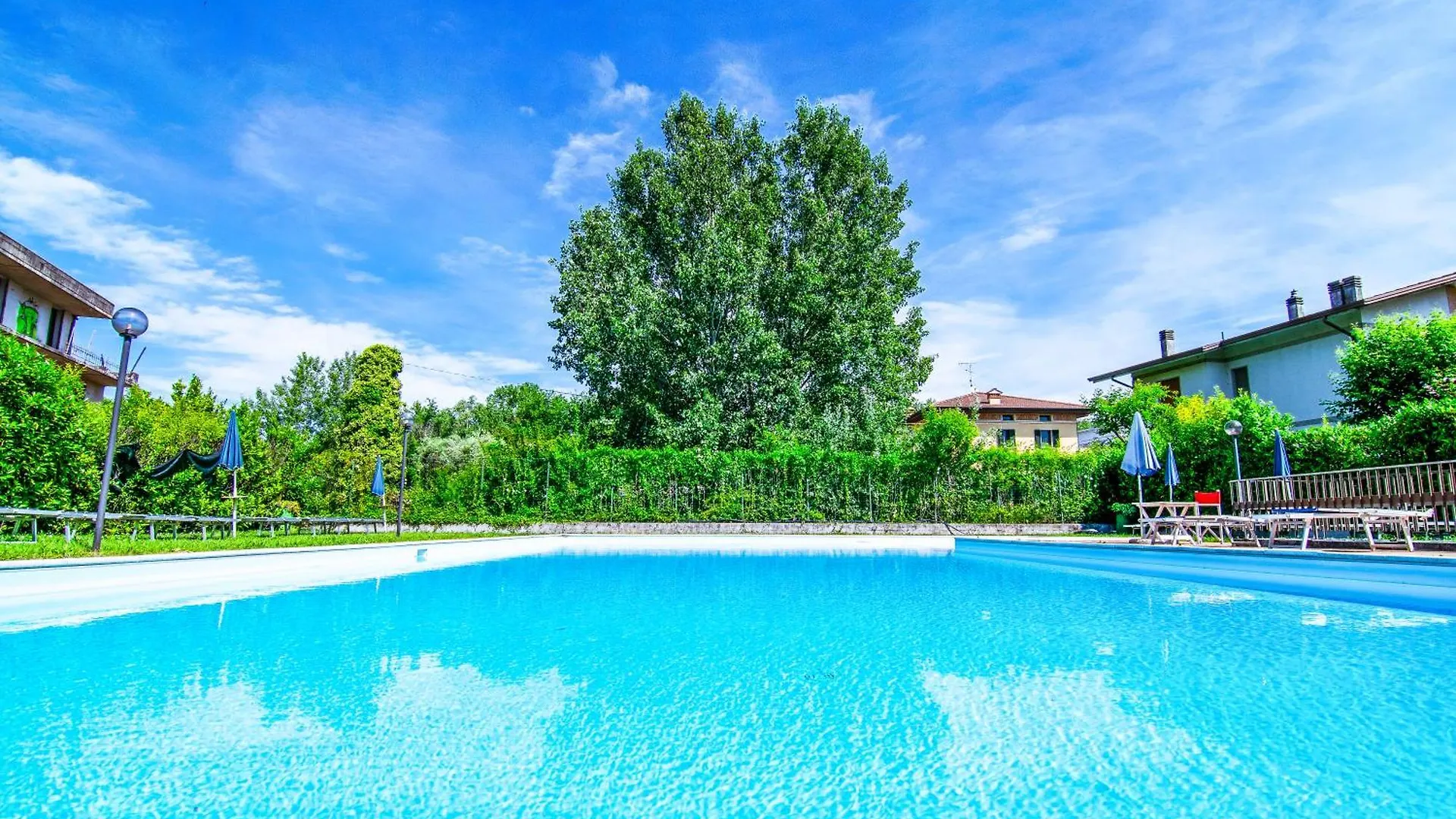 Appartement Balcone Vista Lago! Dimora Aurelia Con Piscina Desenzano del Garda