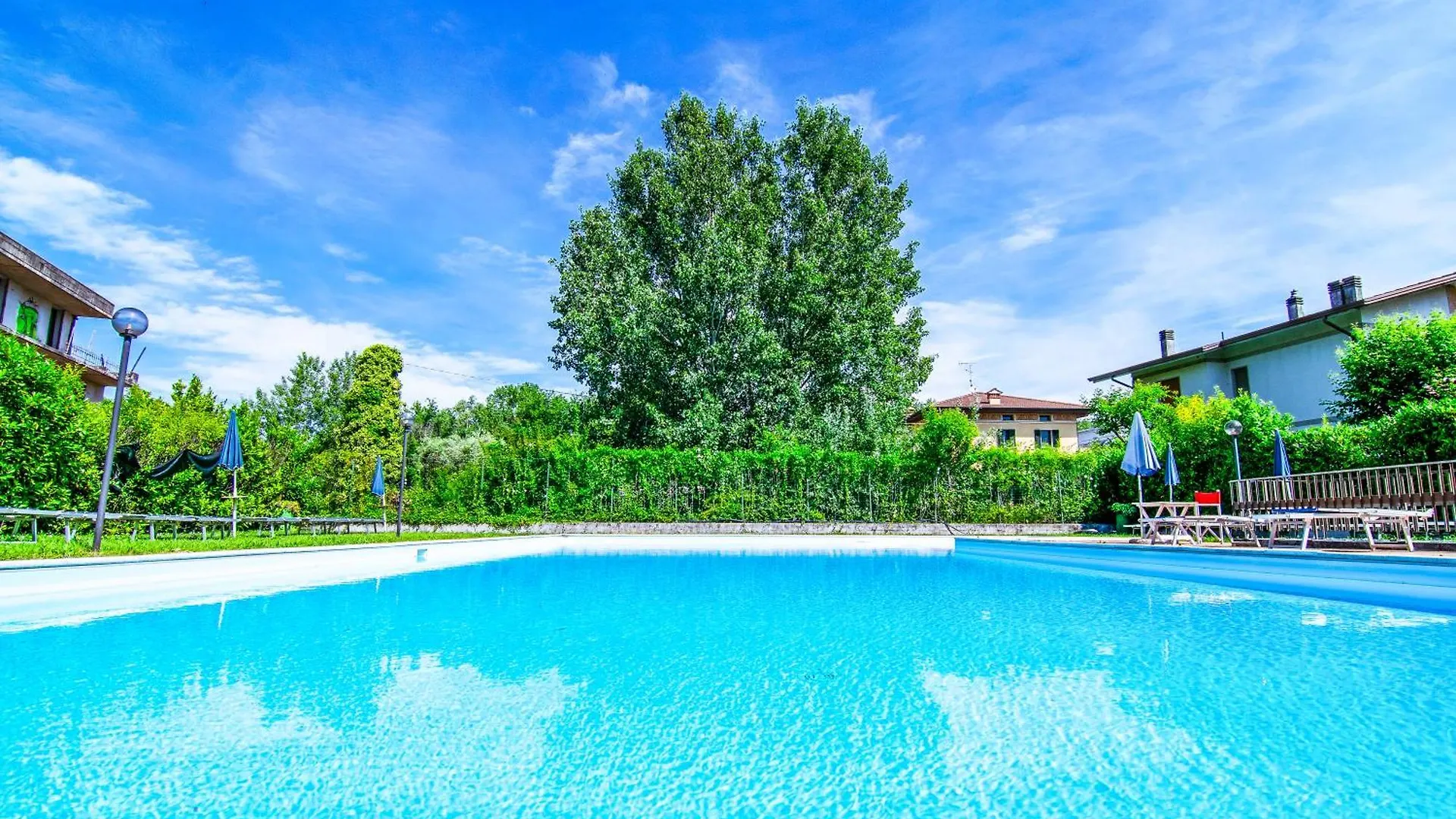 Appartement Balcone Vista Lago! Dimora Aurelia Con Piscina Desenzano del Garda